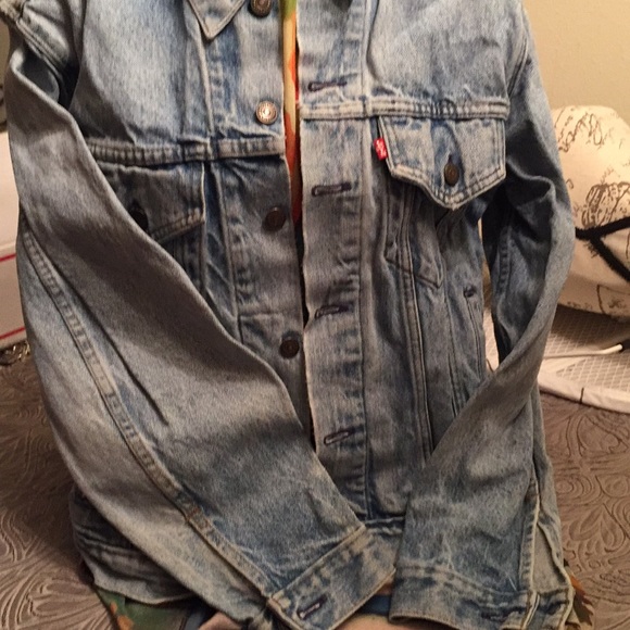 ❤️ SOLD Vintage Levi’s Jean Jacket Mens, Unisex - Picture 2 of 6